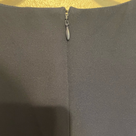 Belle Badgley Mischka Larissa Embroidered Dress Size 6 Navy Floral Hem - Picture 4 of 8